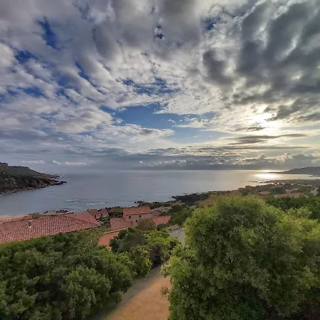 Maison Maquis - La Vue, Le Silence, La Vila