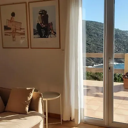 Maison Maquis - La Vue, Le Silence, La * Tizzano