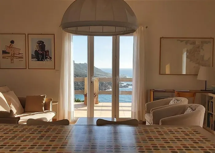 Maison Maquis - La Vue, Le Silence, La *
