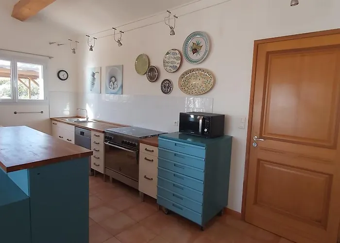 Maison Maquis - La Vue, Le Silence, La *